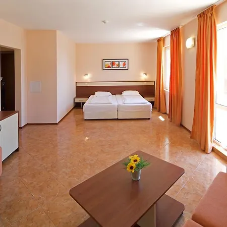 Hotell Sunny Flower Family 3*