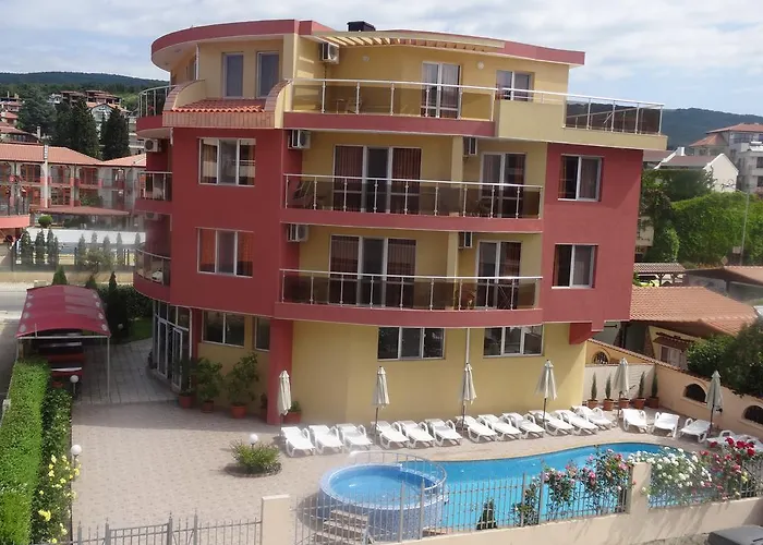 Sunny Flower Family 호텔 3*