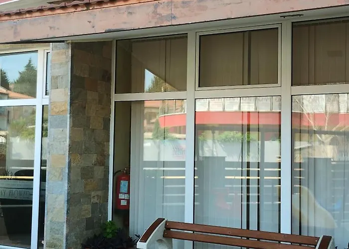 Sunny Flower Family 호텔 3*