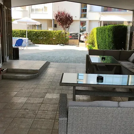 Sunny Flower Family 3*