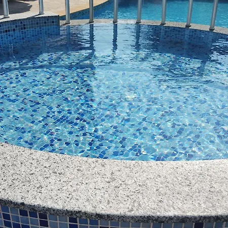 Sunny Flower Family 3* 阳光海滩