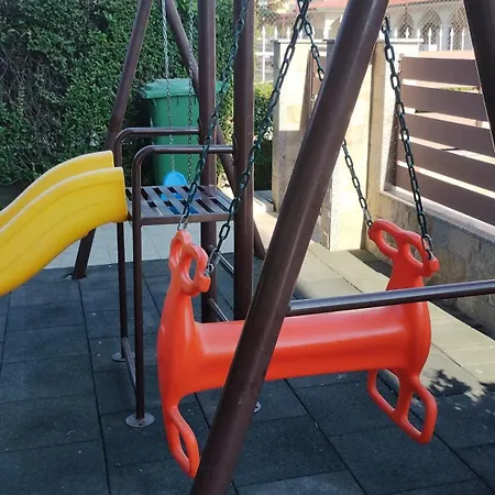 Sunny Flower Family 酒店