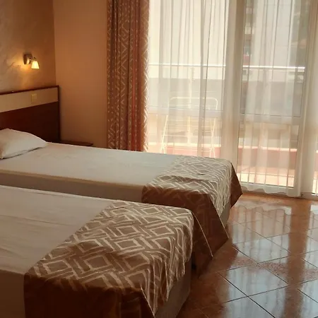 Hotel Sunny Flower Family 3*