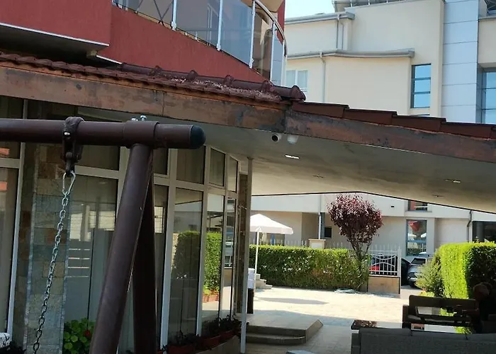 Hotel Sunny Flower Family 3*