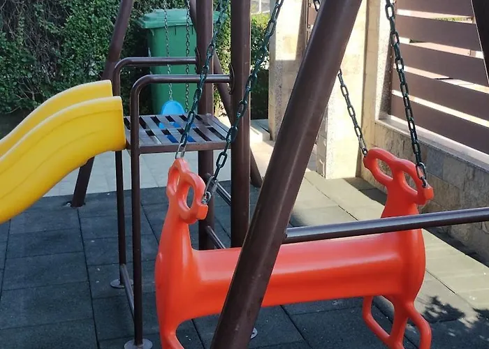 Sunny Flower Family Hotel